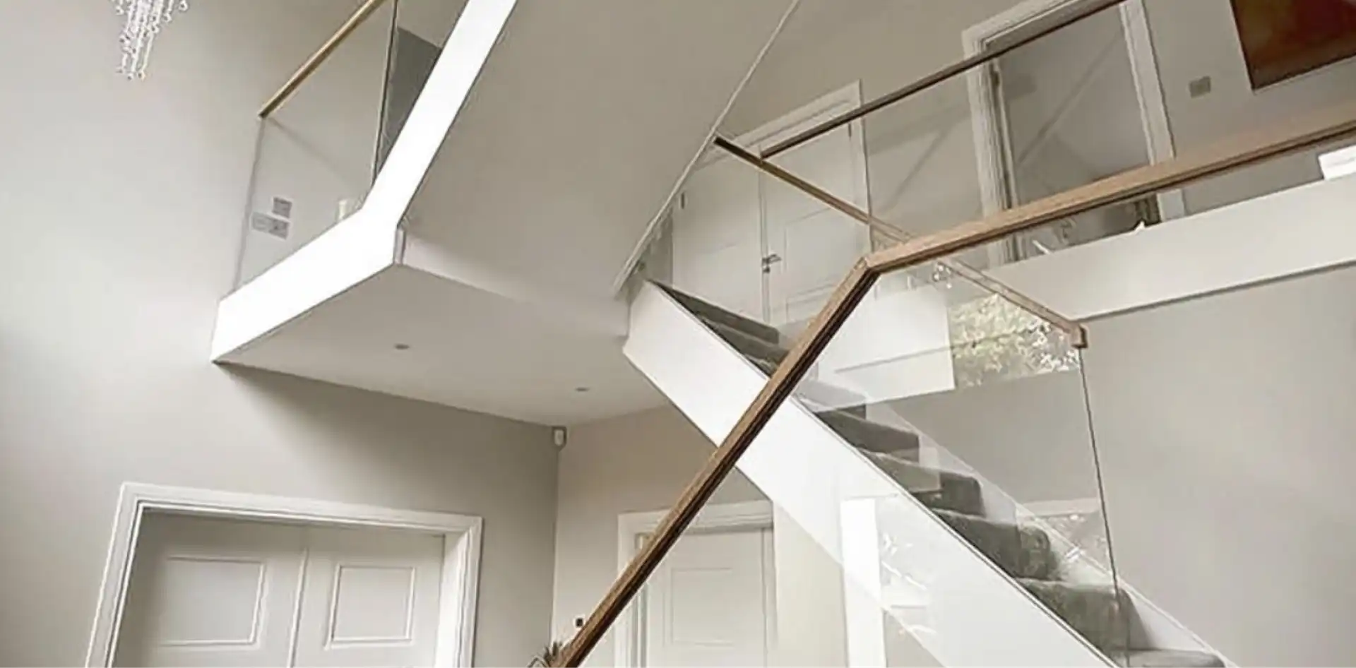 u shaped white glass stairs