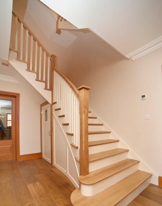 curved string with oak treads