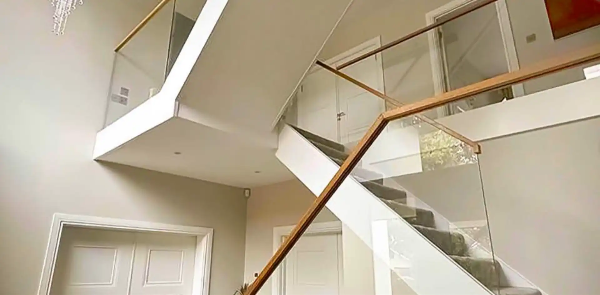 u shaped white glass stairs